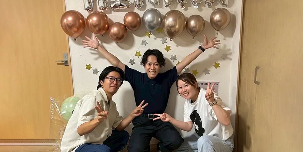 株式会社陽なたのメンバーの集合写真